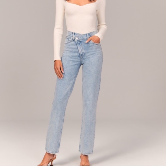 Abercrombie & Fitch Denim - Abercrombie & Fitch 27/4 Acid Wash 90s Straight Ultra High Rise Criss Cross Jean